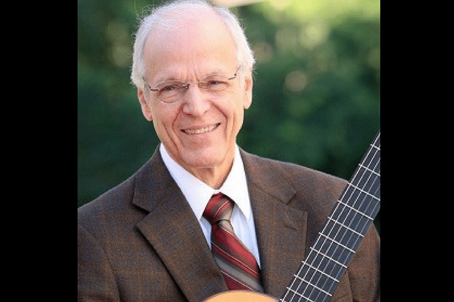 MCA hosts master guitar class March 11
